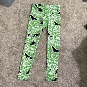 Green leaf Alo leggings